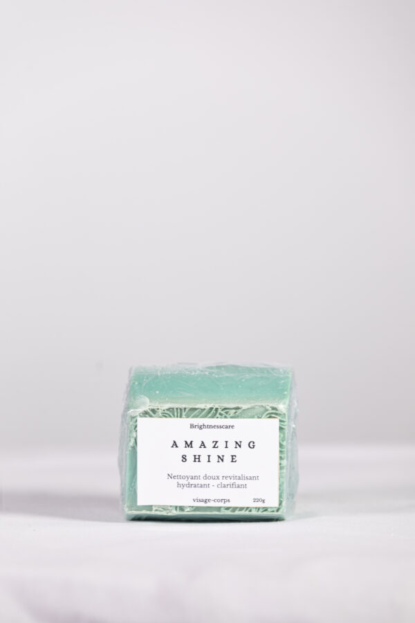 Amazinf Shine Netooyant Doux Récitalisant Hydatant Clarifiant